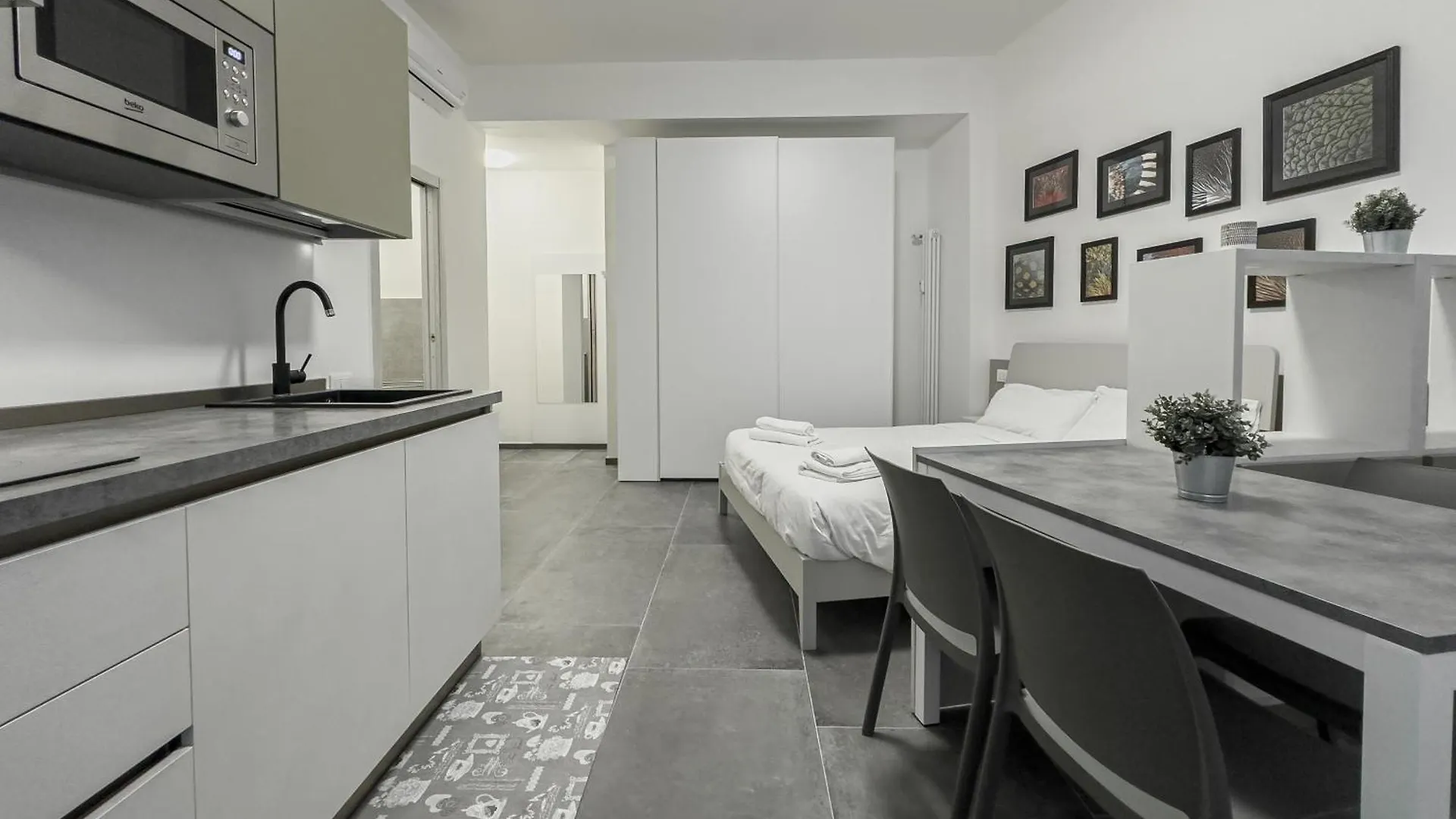Realkasa Leopardi Studio Bolonya